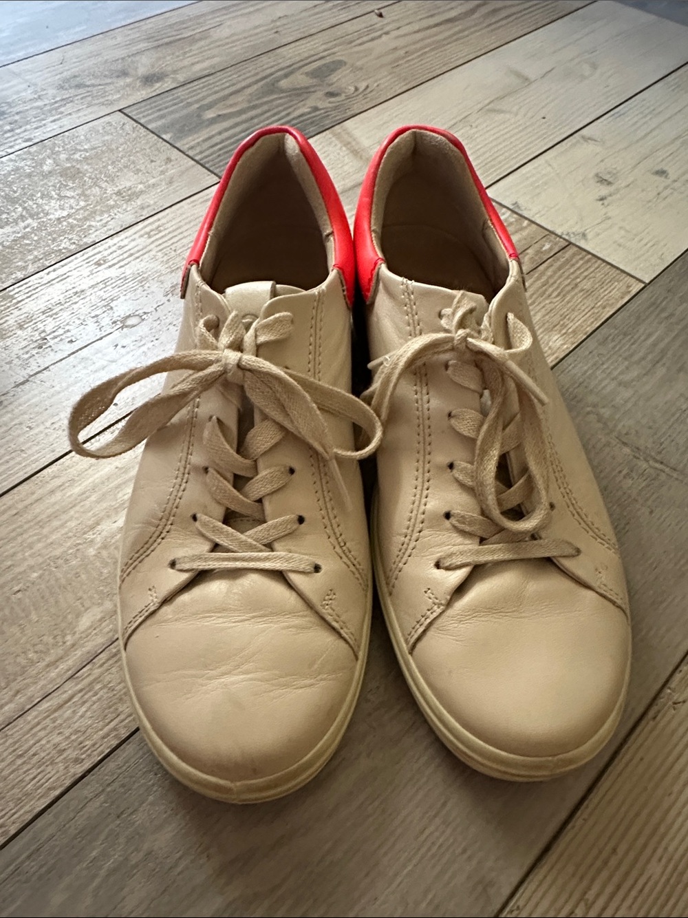 Ecco Beige Sneakers with Red Heel Accent